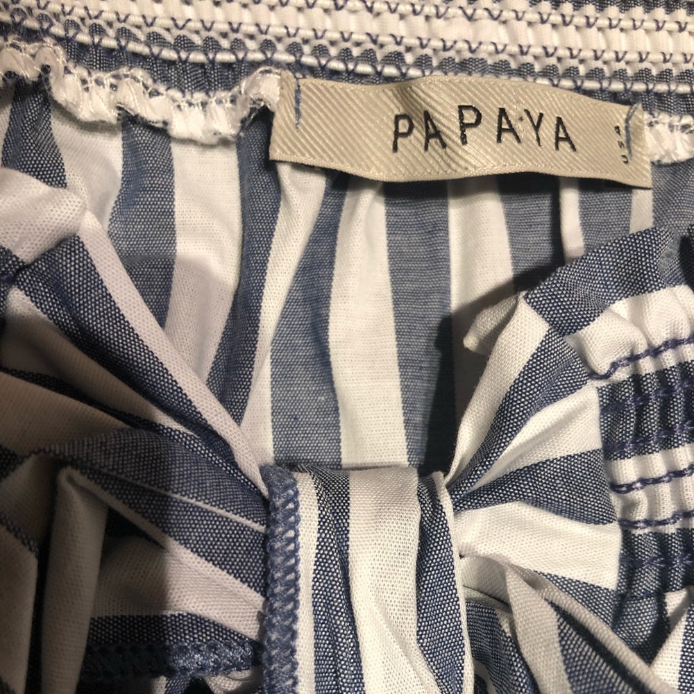 ๐ Off Shoulder Top๐ - Picture 2 of 4